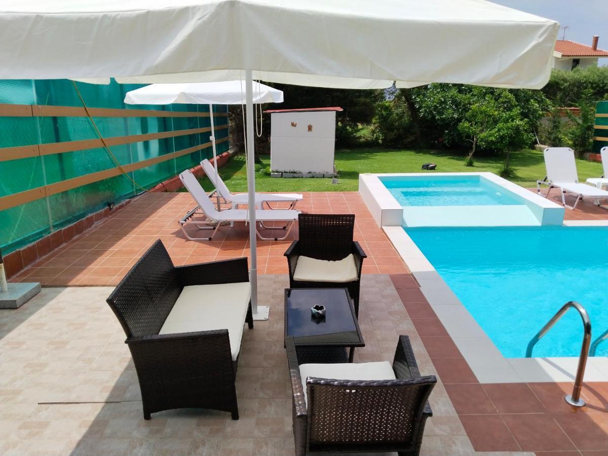Villa Maria swimming pool apartment Nea Skioni Esterno foto